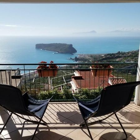 Вилла La Terrazza Sull Isola Di Dino Сан-Никола-Арчелла Экстерьер фото